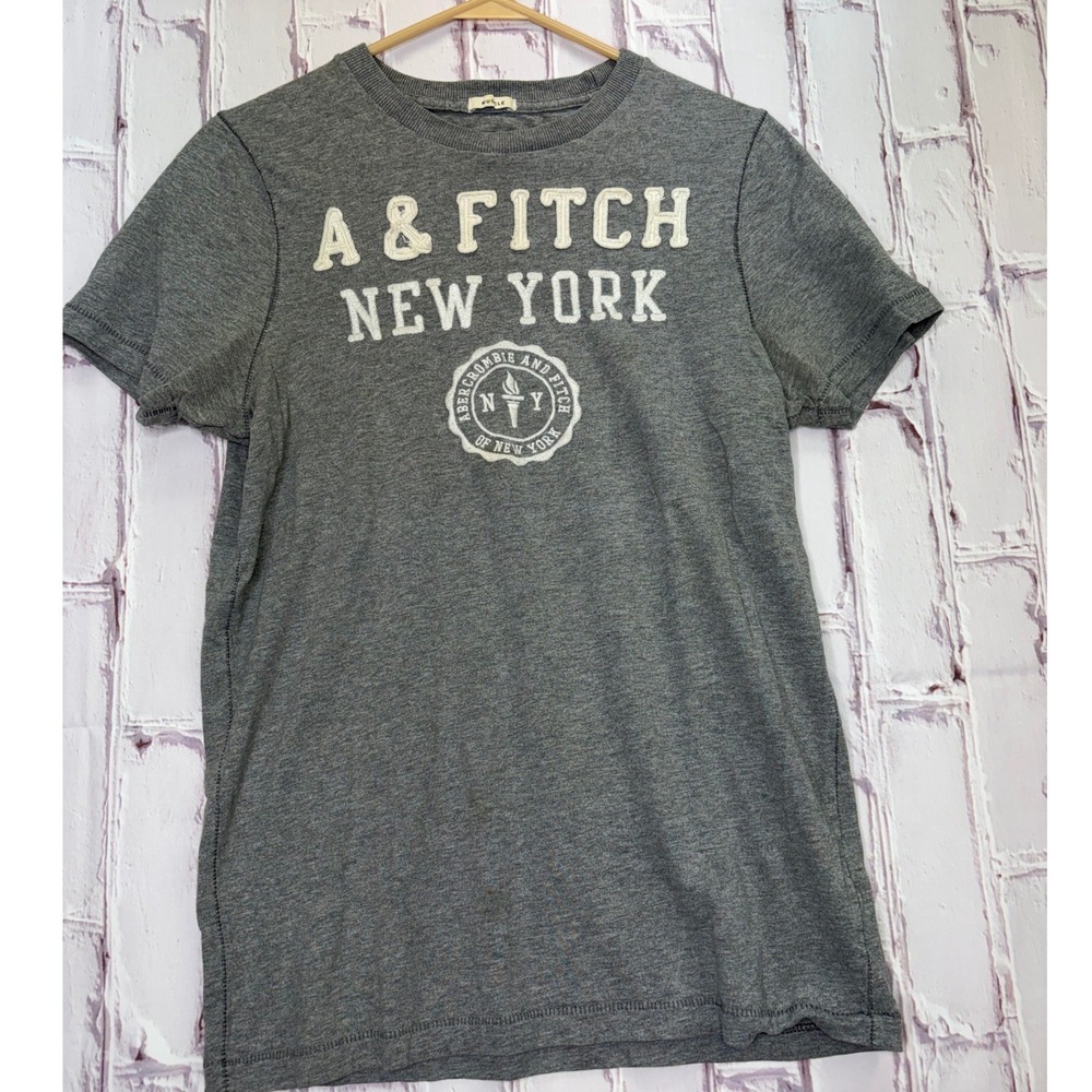 Vintage Y2K Abercrombie & Fitch TShirt Gray Stitch Logo Muscle Fit Preppy Men M